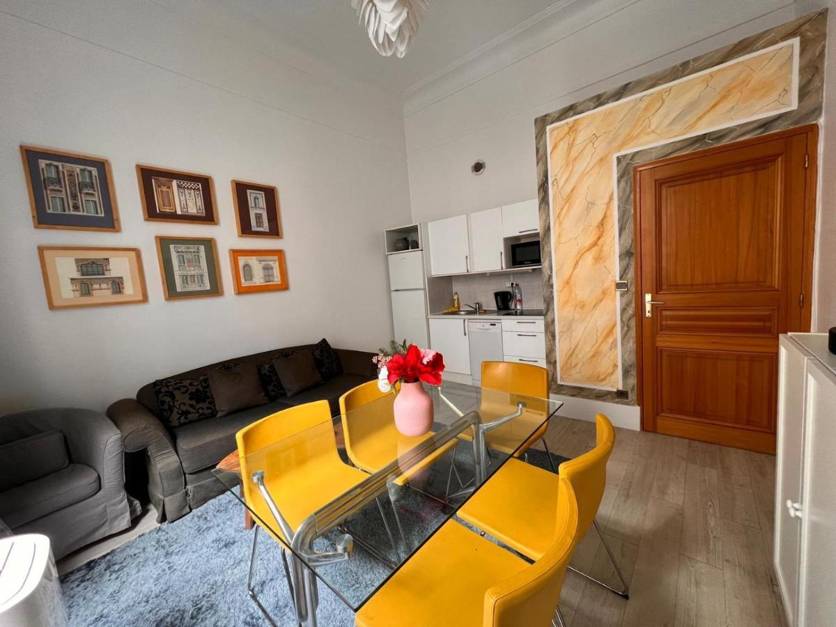 Luxury Apartment Champs-Elysees - Hala Paris Dış mekan fotoğraf