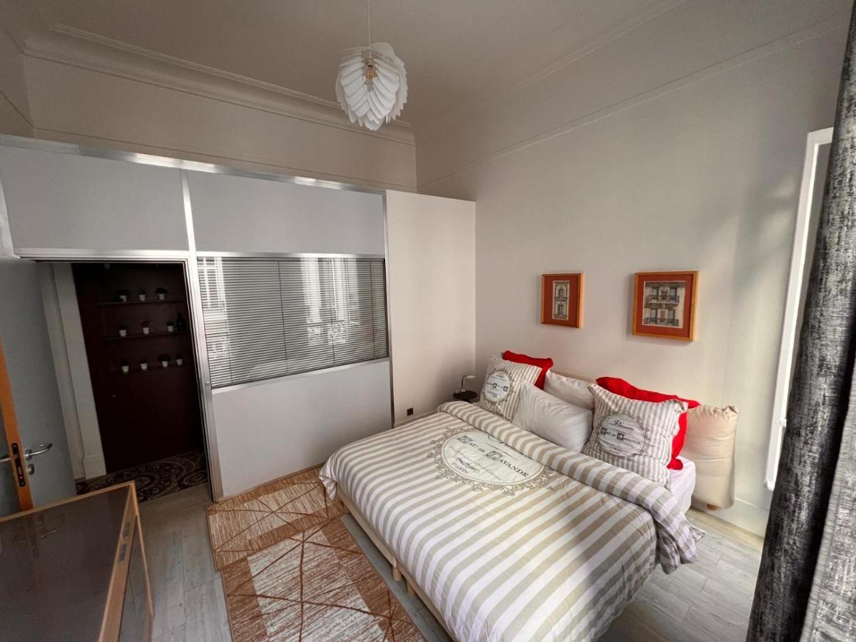 Luxury Apartment Champs-Elysees - Hala Paris Dış mekan fotoğraf